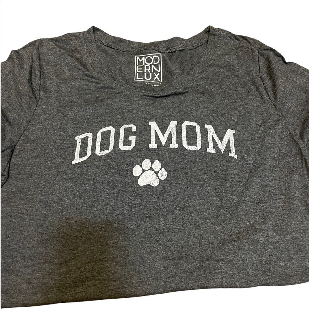 Dog Mom Tee